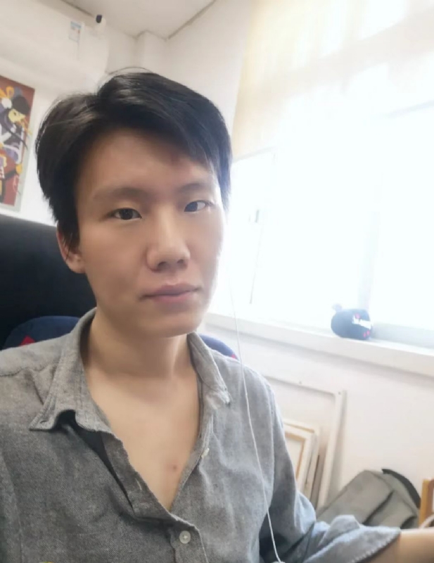 君莫的第一张照片--上海闪婚服务中心