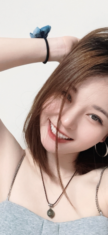 小小的第二张照片--上海闪婚服务中心