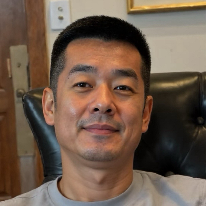 人生何其幸的第一张照片--上海闪婚服务中心