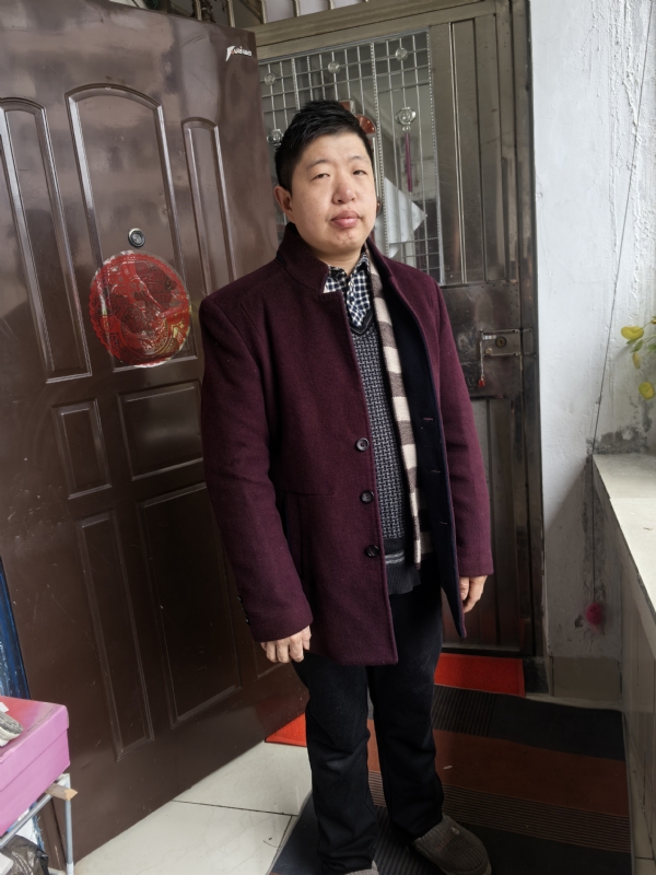 卢显澳的第二张照片--上海闪婚服务中心